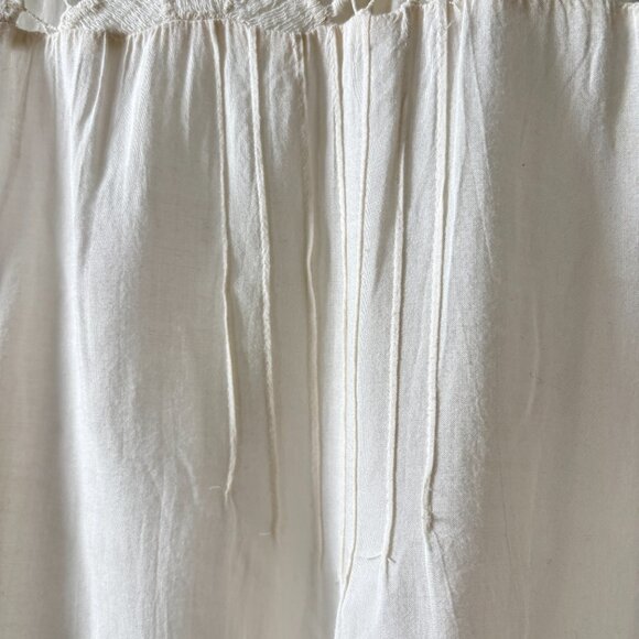 Zara • Cream Lace Crochet Sleeveless Blouse - Picture 7 of 7